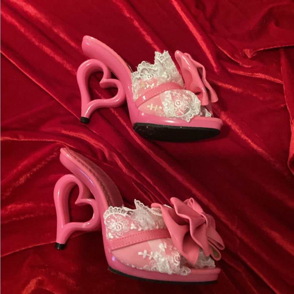 Lolita heart bow heels